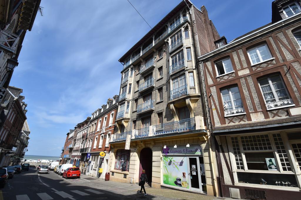 Ets Levillain - Hotel Les Caletes Le Tréport Buitenkant foto