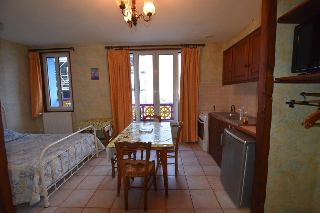 Ets Levillain - Hotel Les Caletes Le Tréport Buitenkant foto